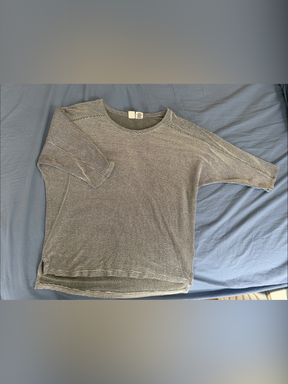 Artisan Ny Gray Short Sleeve Women's Tee